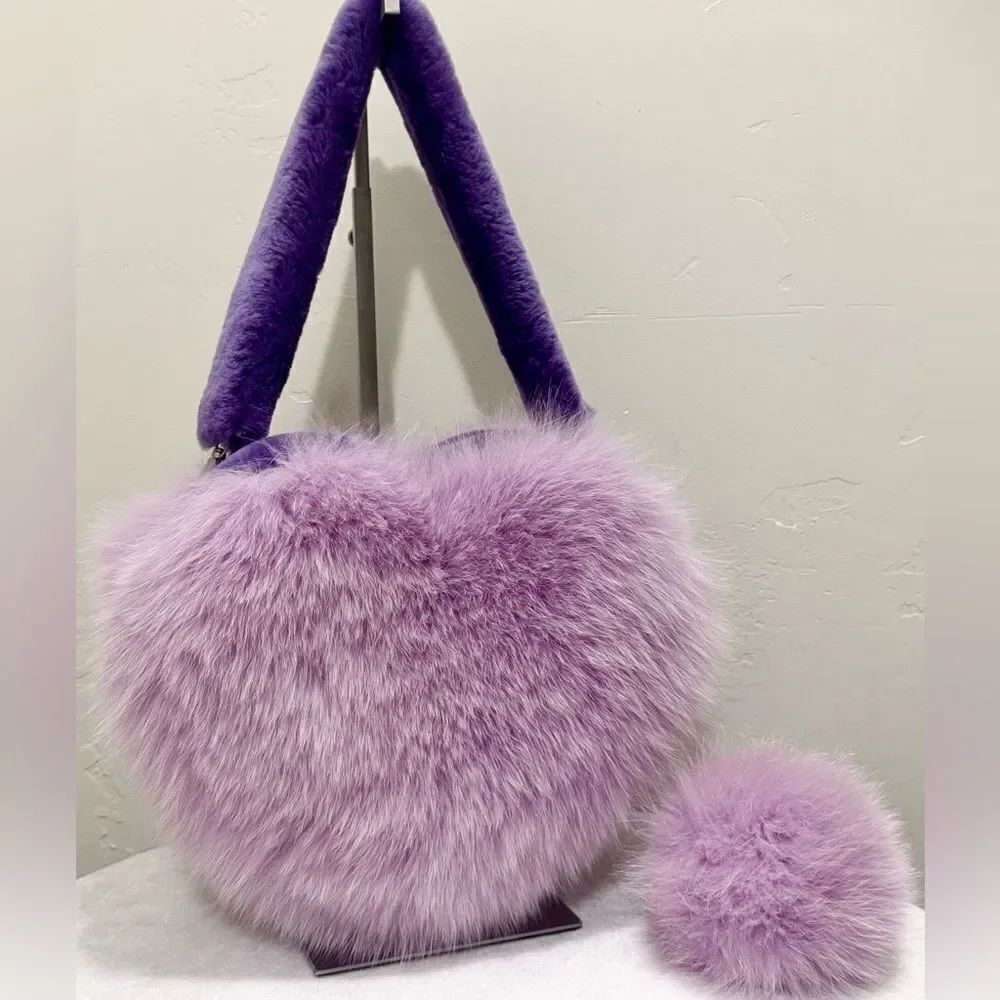 One of a kind! Premium Real Fox Fur Heart Shaped Bag & 2 Straps & Fur Ball Charm